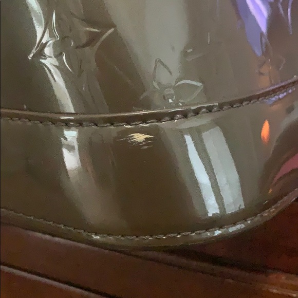 Louis Vuitton Vernis Alma - Picture 5 of 8